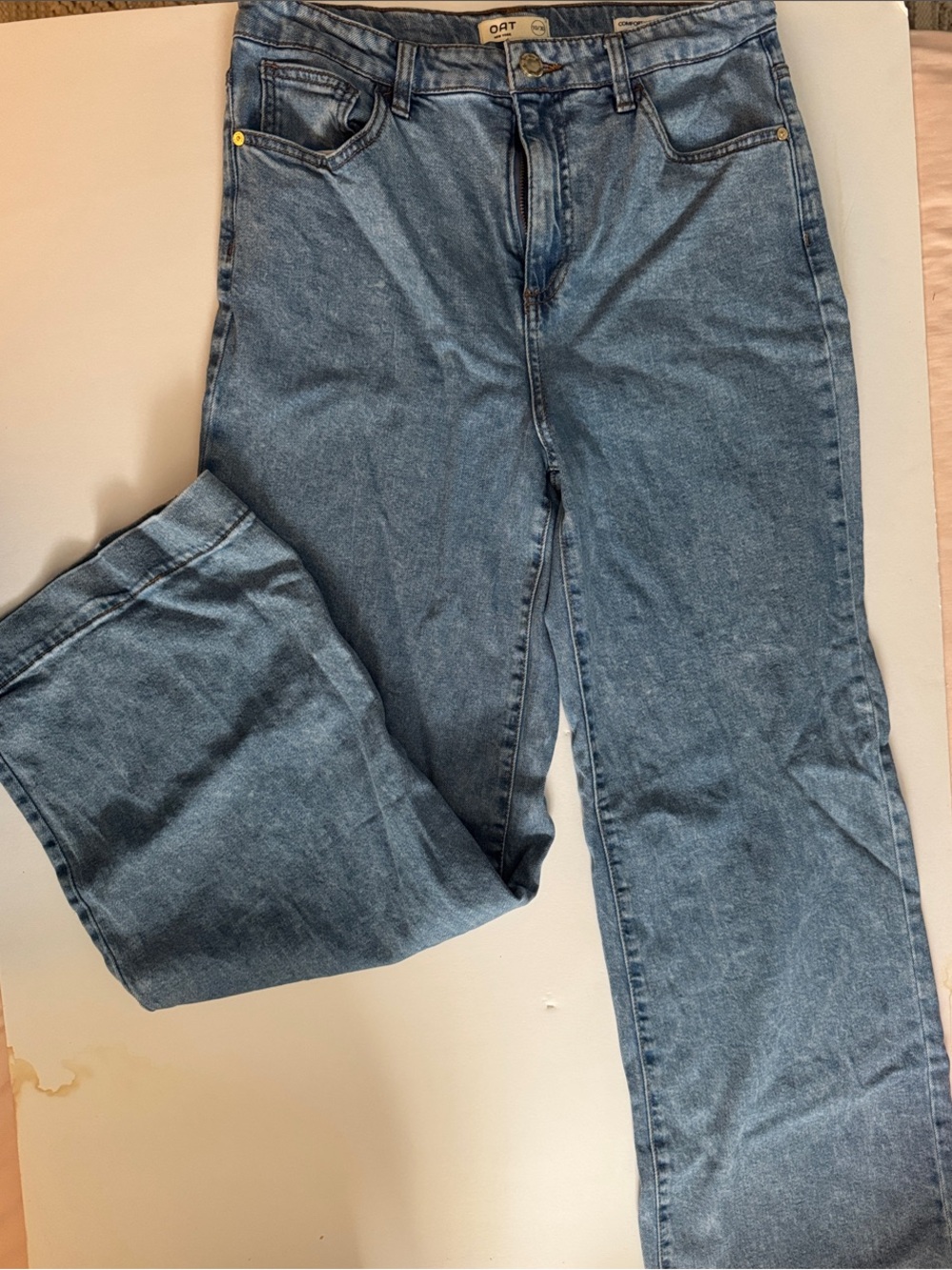 Oat New York Women's Straight-Leg Jeans in Medium Blue